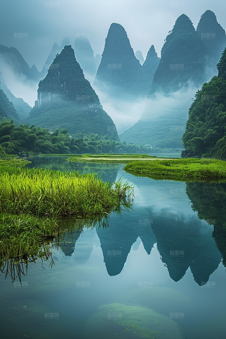 桂林山水高清喀斯特地貌摄影图