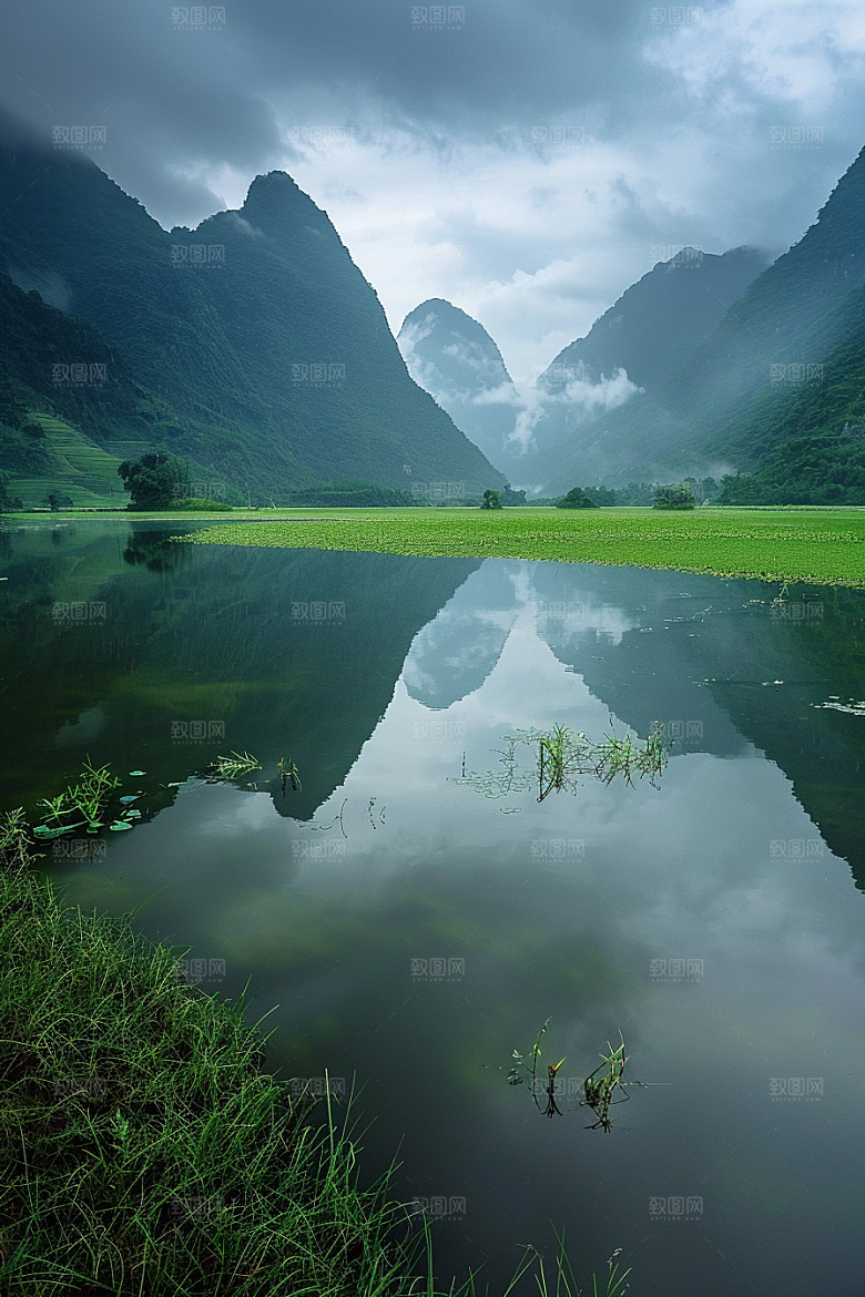 桂林山水喀斯特地貌旅游摄影图