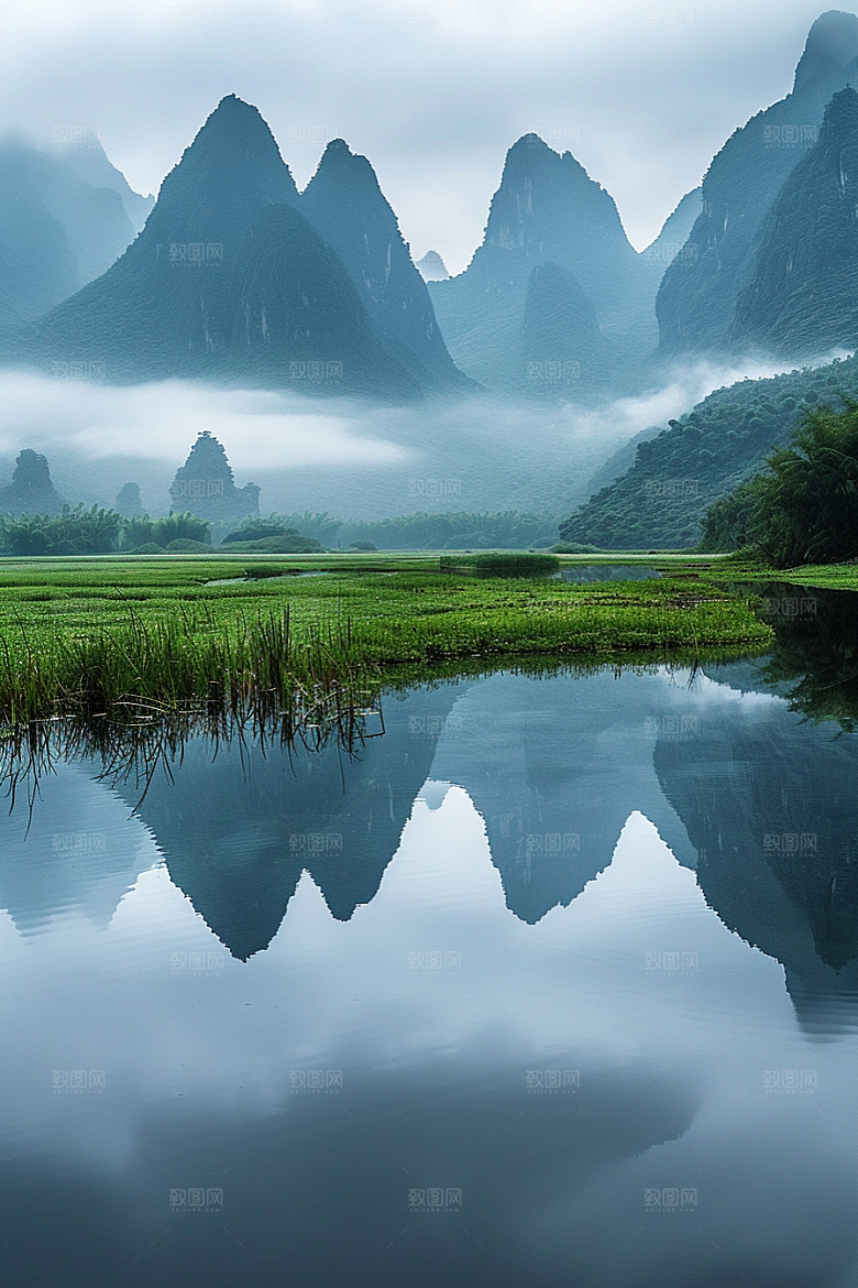 桂林山水阳朔漓江摄影图