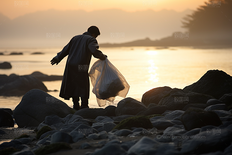 海边赶海黎明落潮摄影图