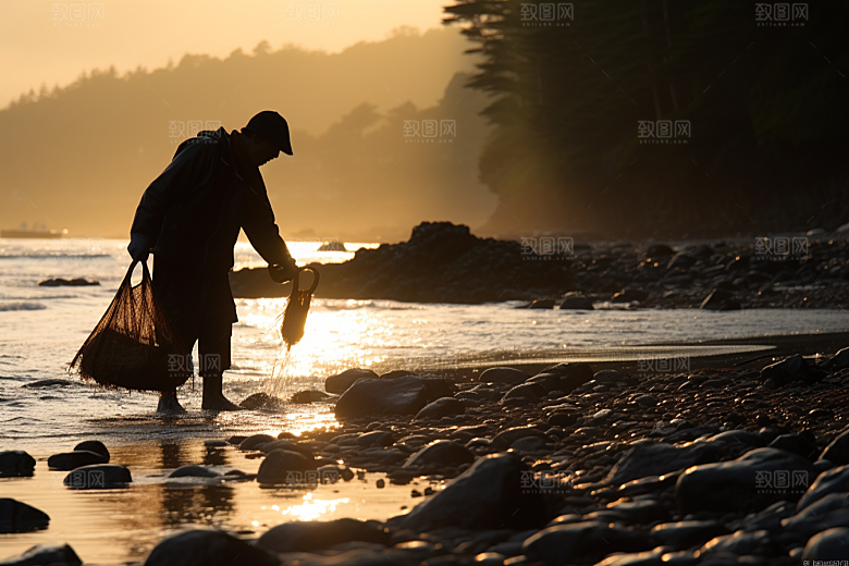海边赶海余晖海货摄影图