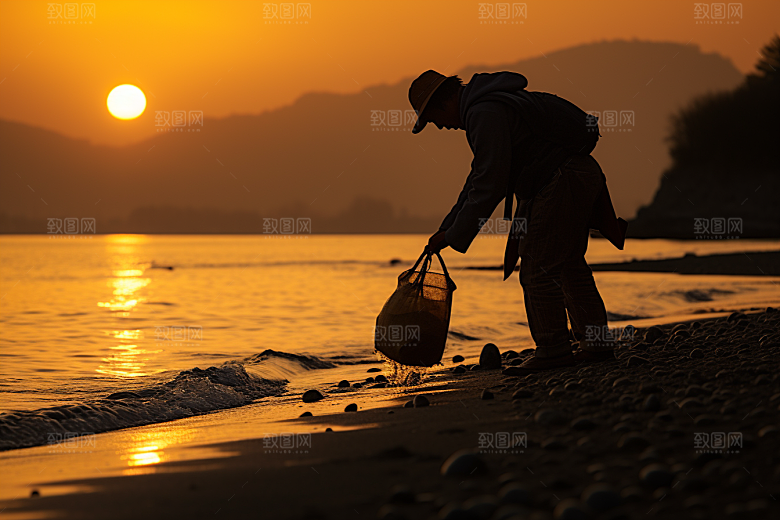 海边赶海黎明海货摄影图