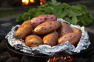 烤红薯美食小吃摄影图