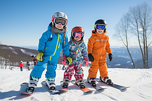儿童滑雪锻炼健康摄影图