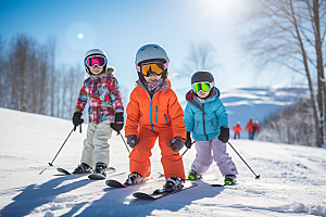 儿童滑雪小运动员极限运动摄影图