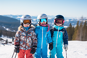 儿童滑雪极限运动健康摄影图