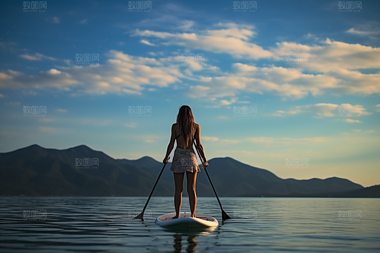 浆板运动划水野外摄影图
