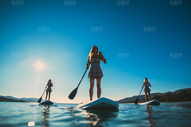 浆板运动自然划水摄影图
