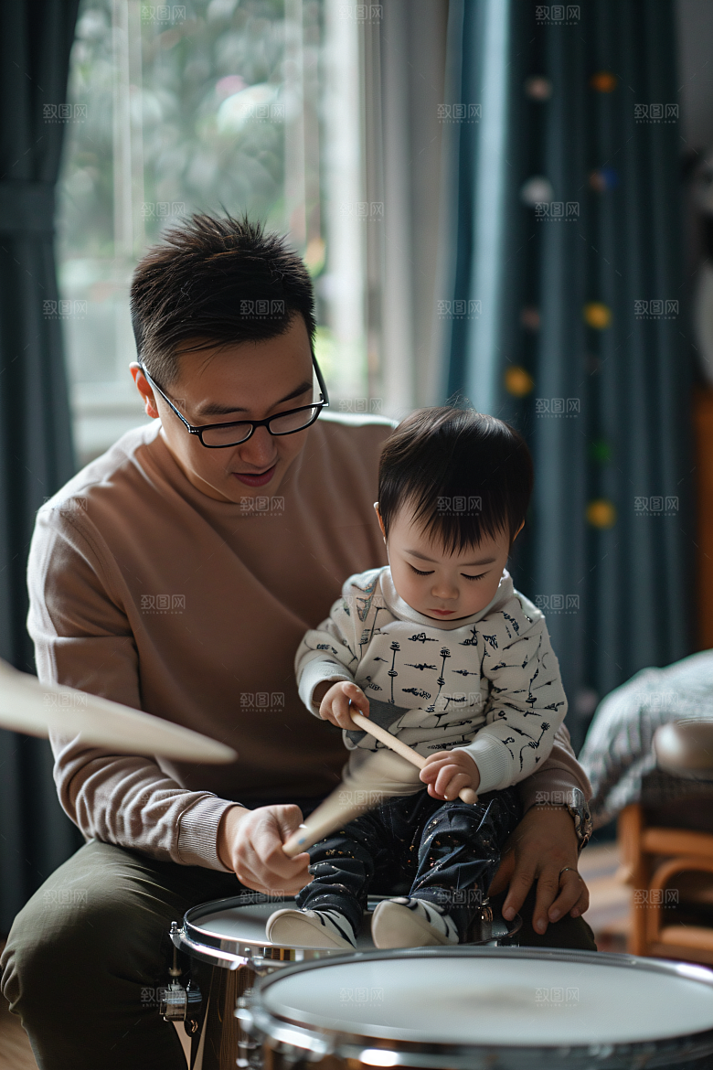 架子鼓培训学生高清摄影图