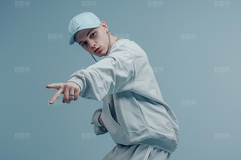 跳街舞的人机构时尚摄影图