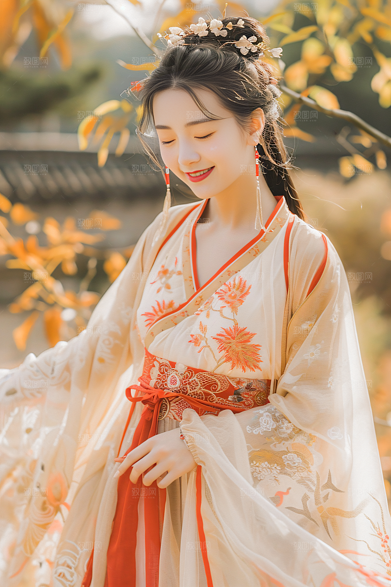 锦鲤汉服美女肖像精致素材