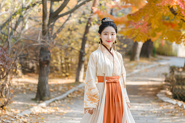 锦鲤汉服美女肖像唯美素材