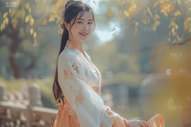 锦鲤汉服美女精致传统素材