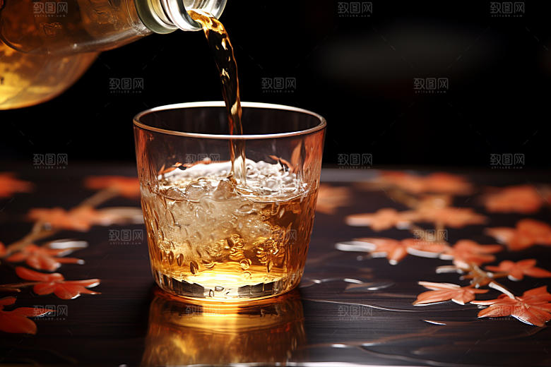 美酒酒杯畅饮摄影图