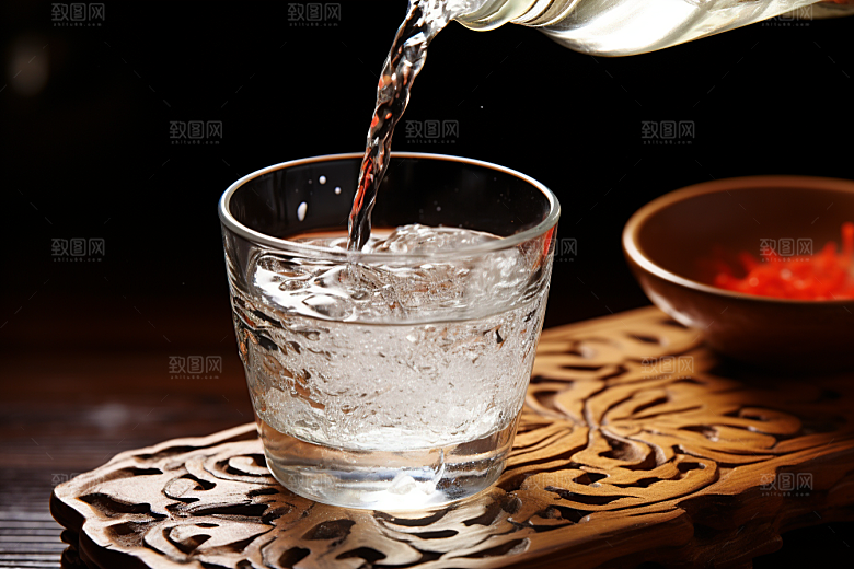 美酒畅饮酒杯摄影图