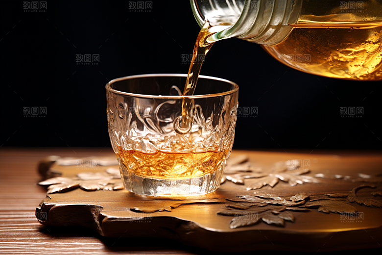 美酒酒器精致摄影图