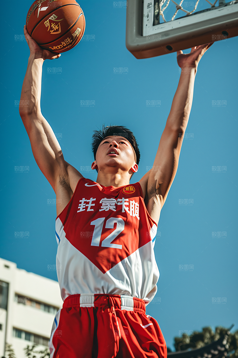 打篮球的人健身扣篮摄影图
