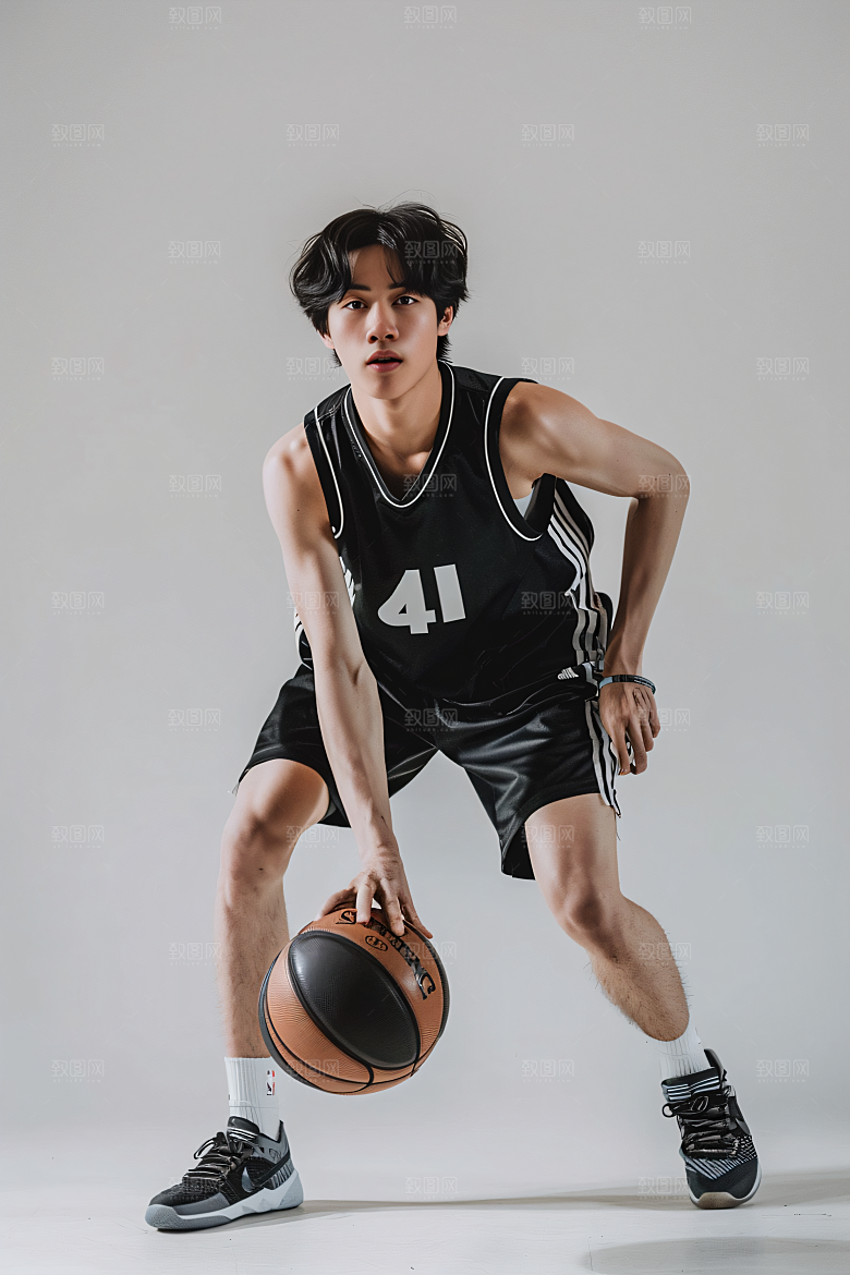 打篮球的人体育投篮摄影图