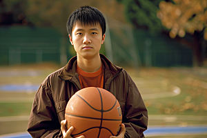 打篮球的人健康运动摄影图