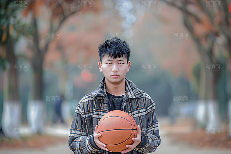 打篮球的人灌篮投篮摄影图