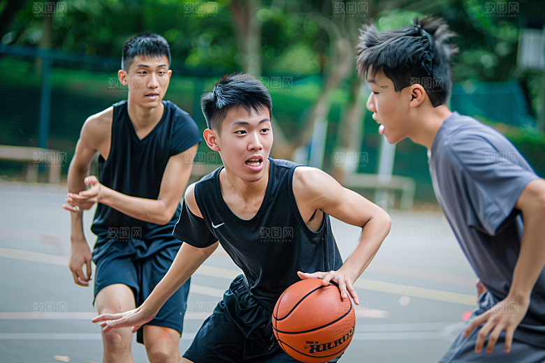 打篮球的人动感灌篮摄影图