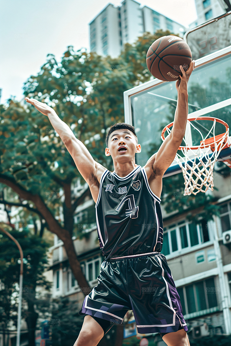打篮球的人运动动感摄影图