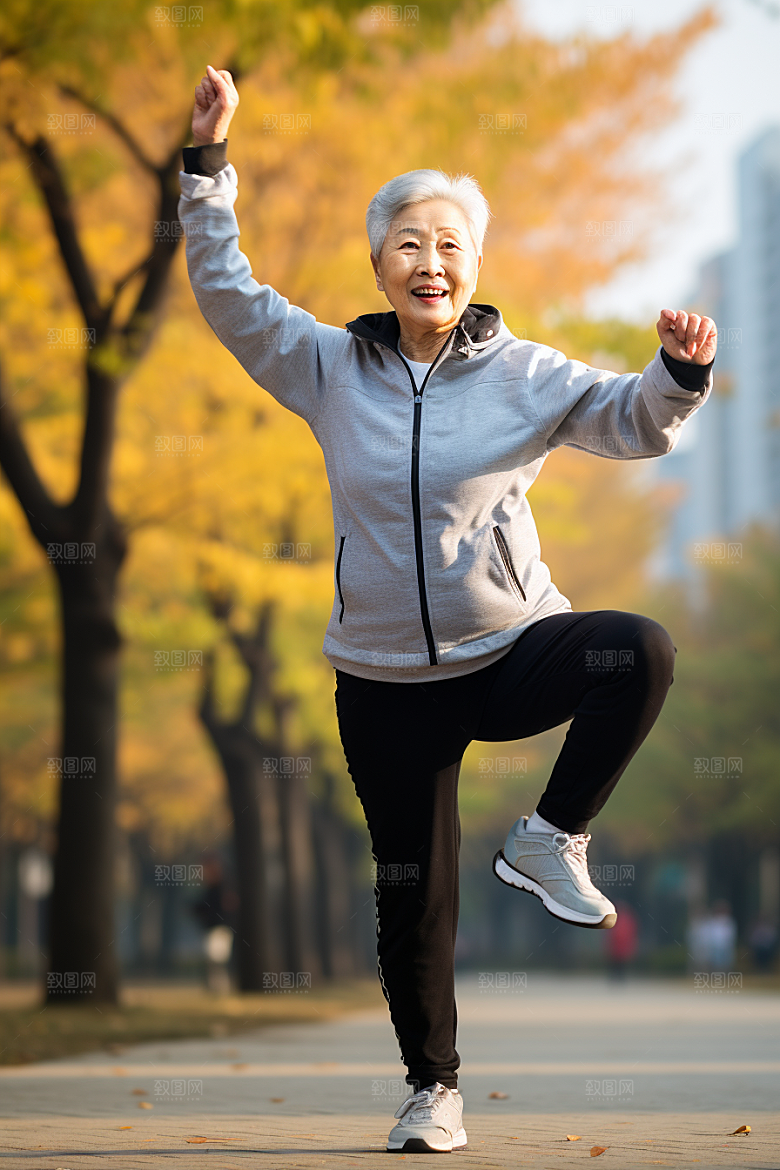 老年人锻炼晨练人物摄影图