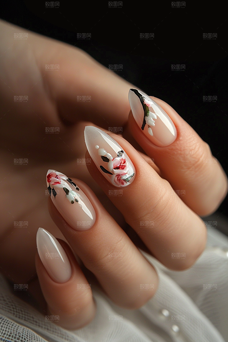 精致美甲指甲装饰唯美素材