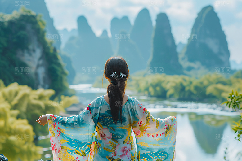 女生旅游背影旅游自然素材