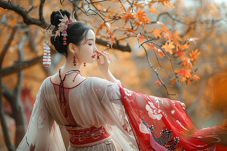 女生旅游背影旅行自然素材