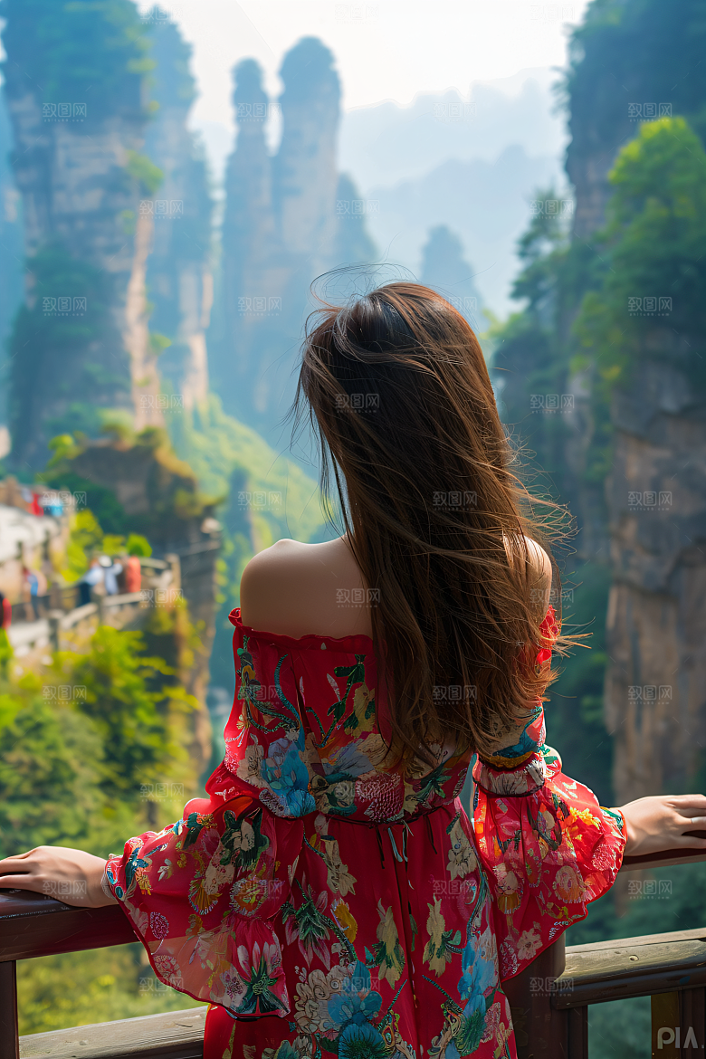 女生旅游背影高清景色素材