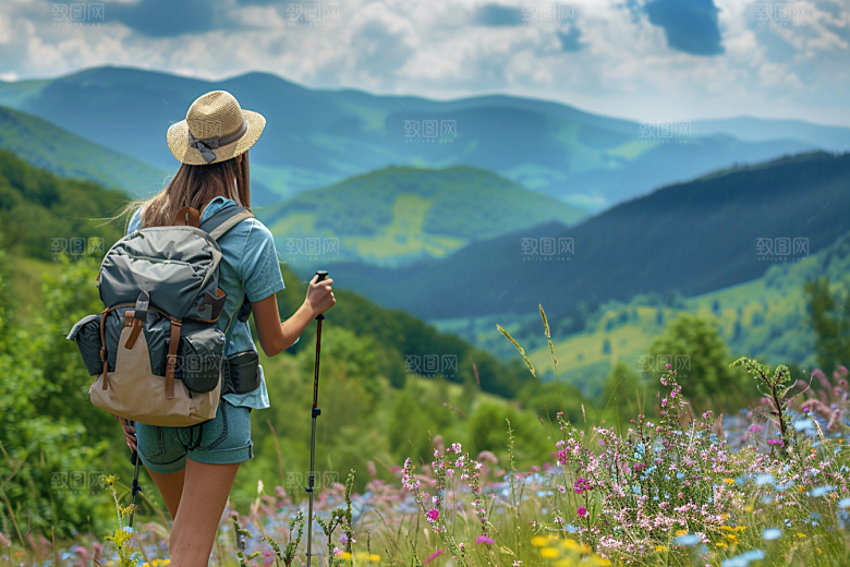 女生旅行背影唯美旅游摄影图