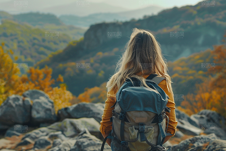女生旅行背影唯美自由行摄影图