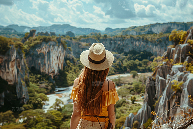 女生旅行背影人物自由行摄影图
