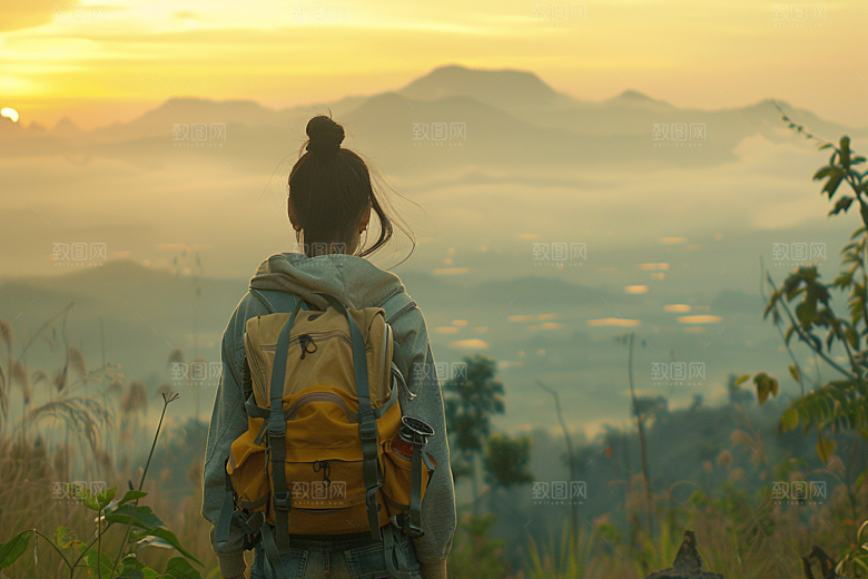女生旅行背影户外辽阔摄影图