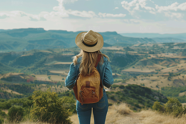 女生旅行背影探险风光摄影图