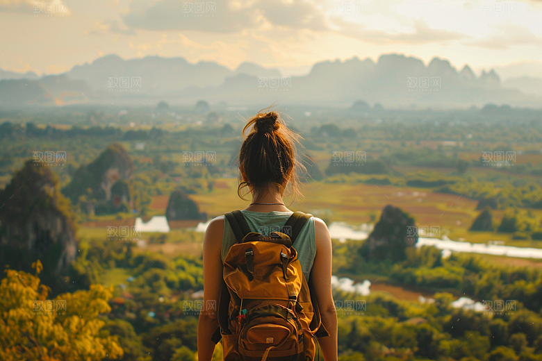 女生旅行背影户外旅游摄影图