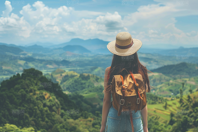 女生旅行背影徒步旅游摄影图