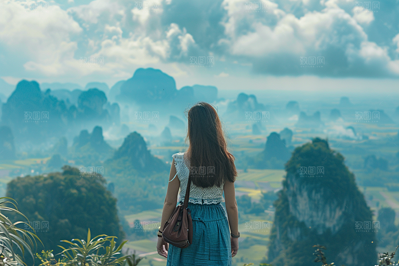 女生旅行背影唯美自由行摄影图