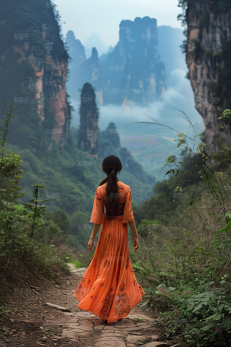 女生旅行背影辽阔高清摄影图