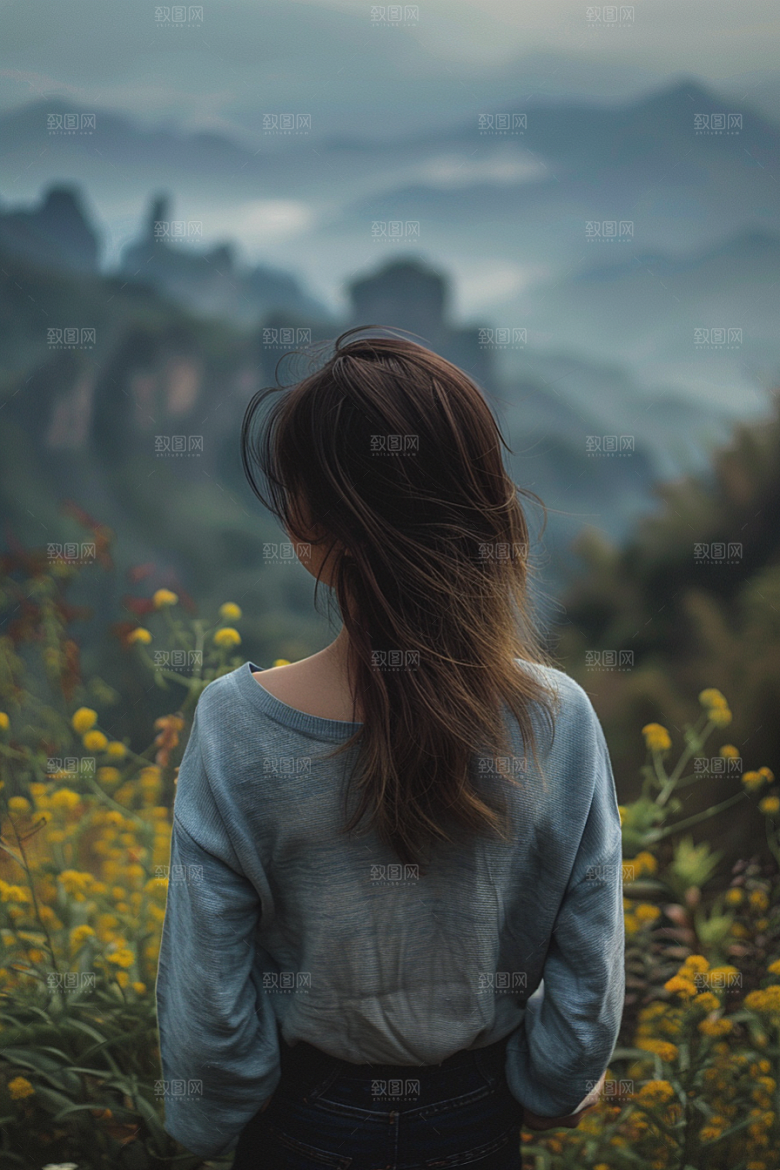 女生旅行背影辽阔户外摄影图