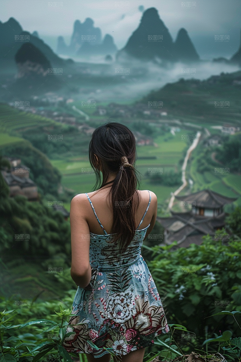 女生旅行背影高清自由行摄影图