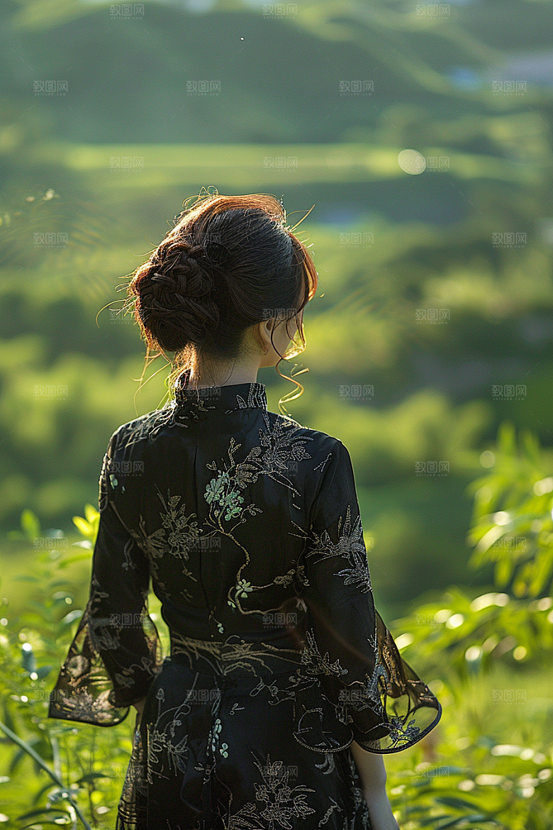 女生旅行背影自然高清摄影图