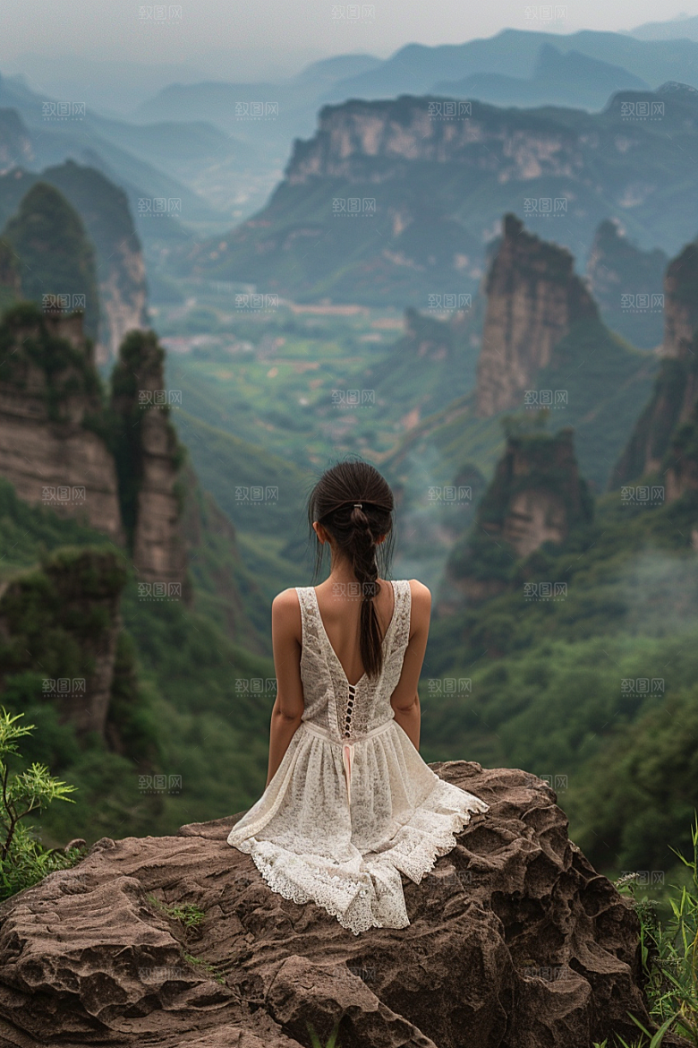 女生旅行背影唯美自然摄影图