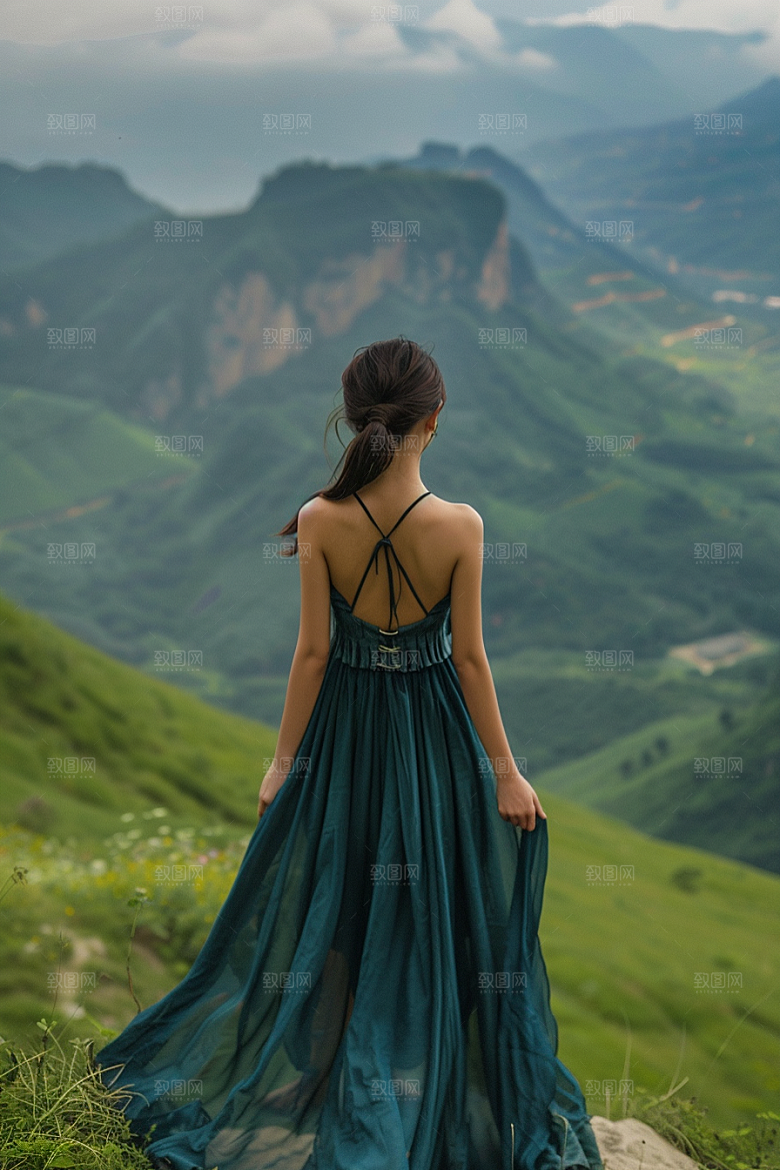 女生旅行背影自由行旅游摄影图