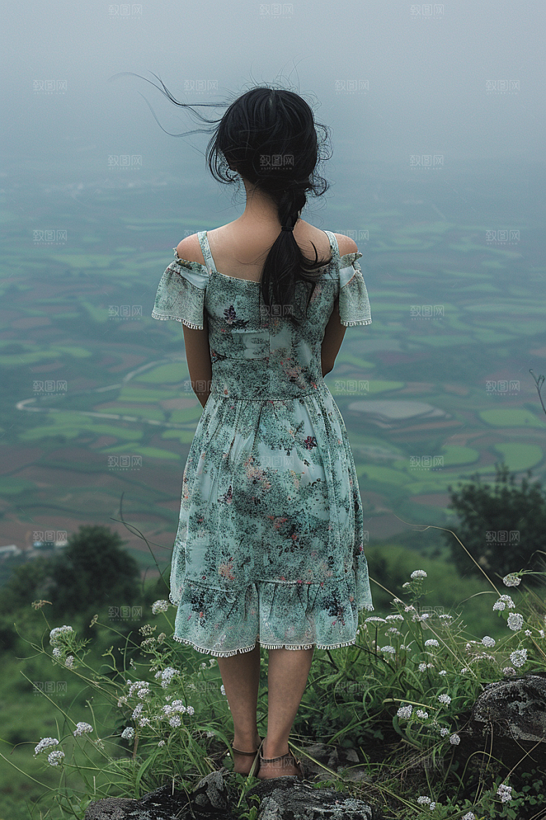女生旅行背影户外人物摄影图