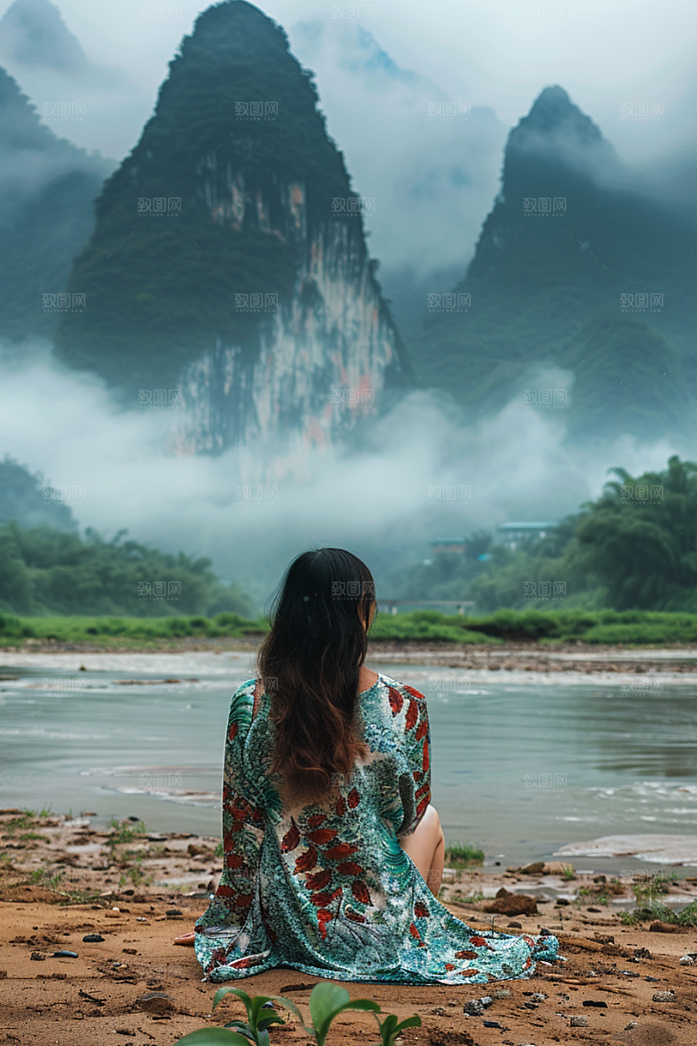 女生旅行背影自由行高清摄影图