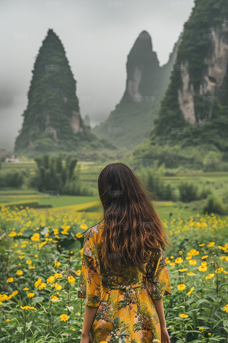 女生旅行背影自由行自然摄影图