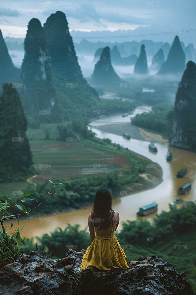 女生旅行背影户外唯美摄影图