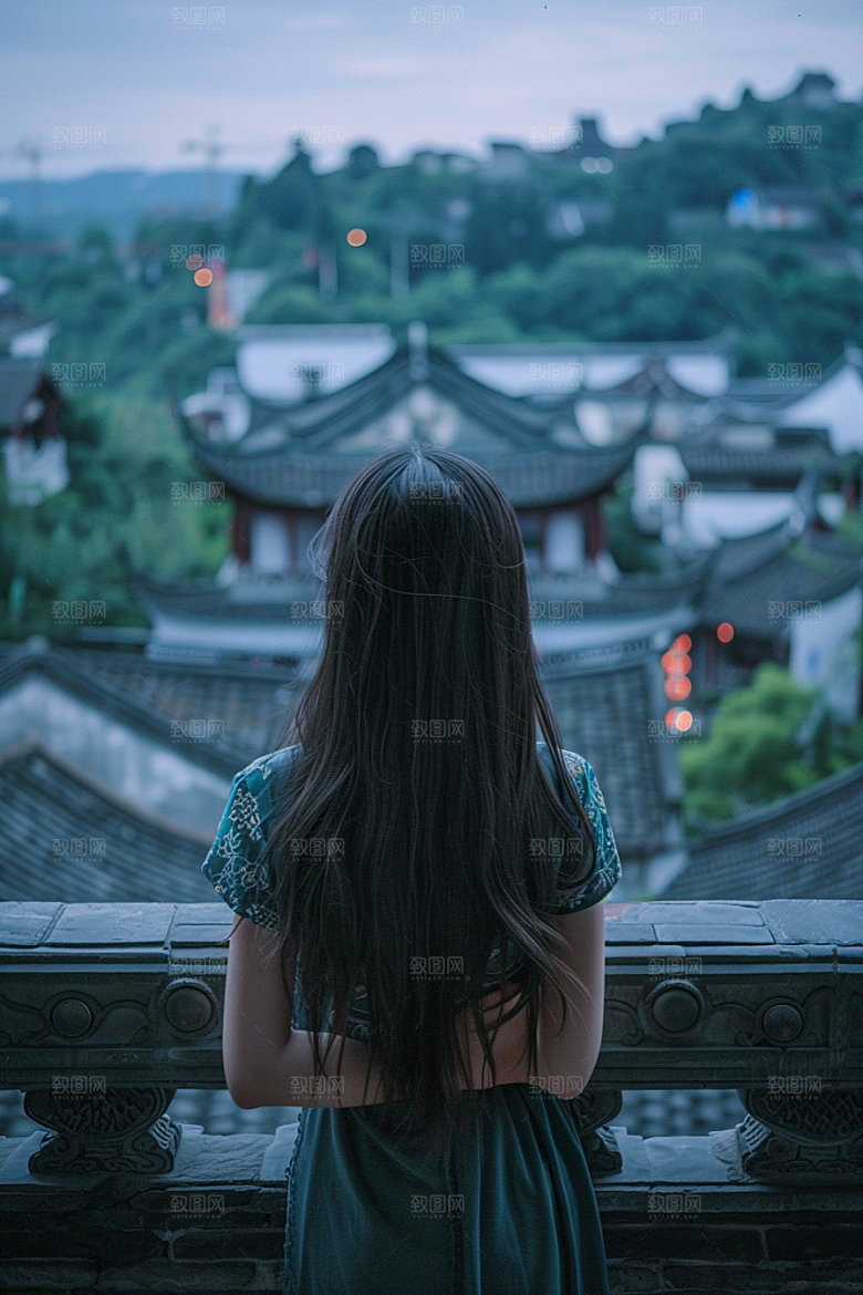 女生旅行背影户外自然摄影图